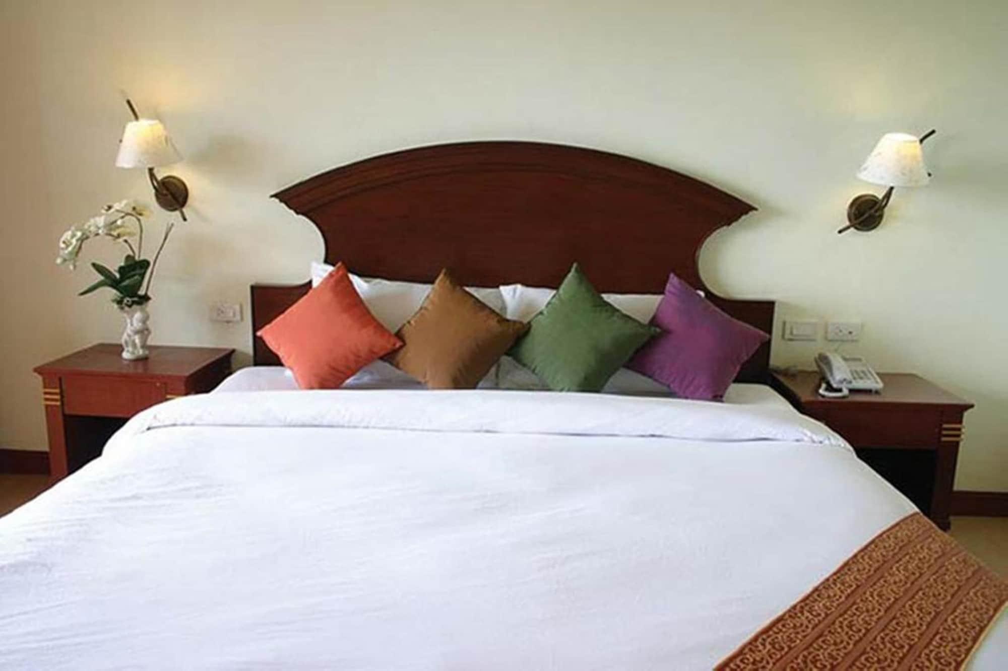 Lanta Casuarina Beach Resort - Sha Plus Koh Lanta Exterior foto