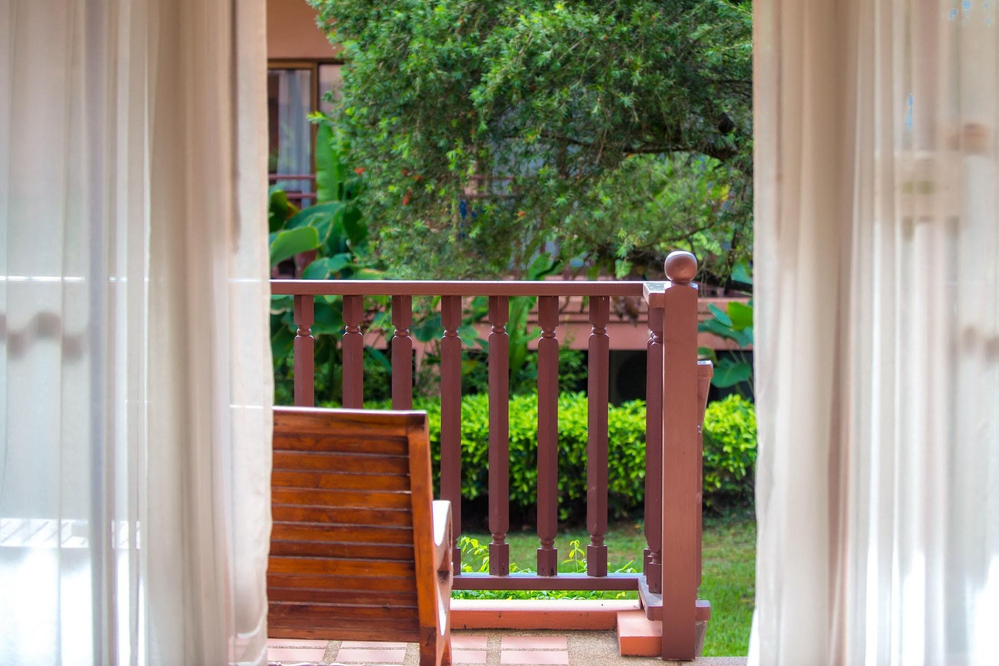 Lanta Casuarina Beach Resort - Sha Plus Koh Lanta Exterior foto