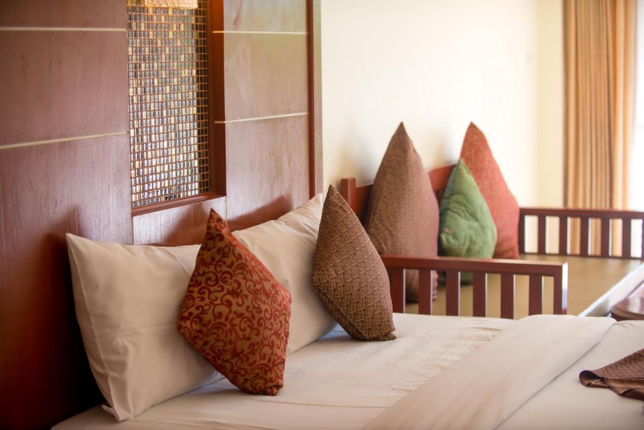 Lanta Casuarina Beach Resort - Sha Plus Koh Lanta Exterior foto